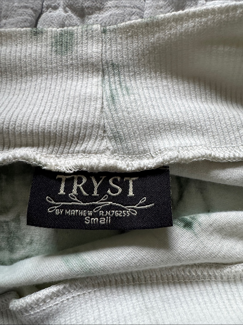 Tryst Green and White Tie-Dye Midi Dress - Picture 2 of 2